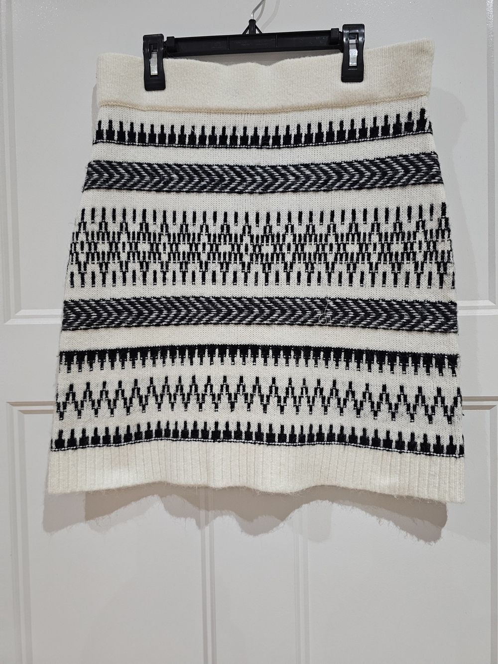 LOFT White & Black Striped Knit Sweater Skirt